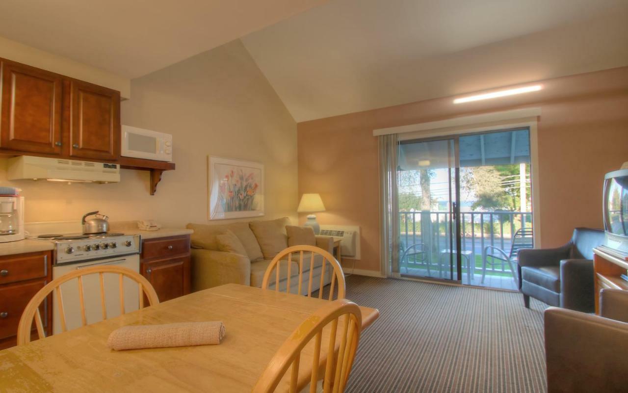 Seacastles Resort 3*