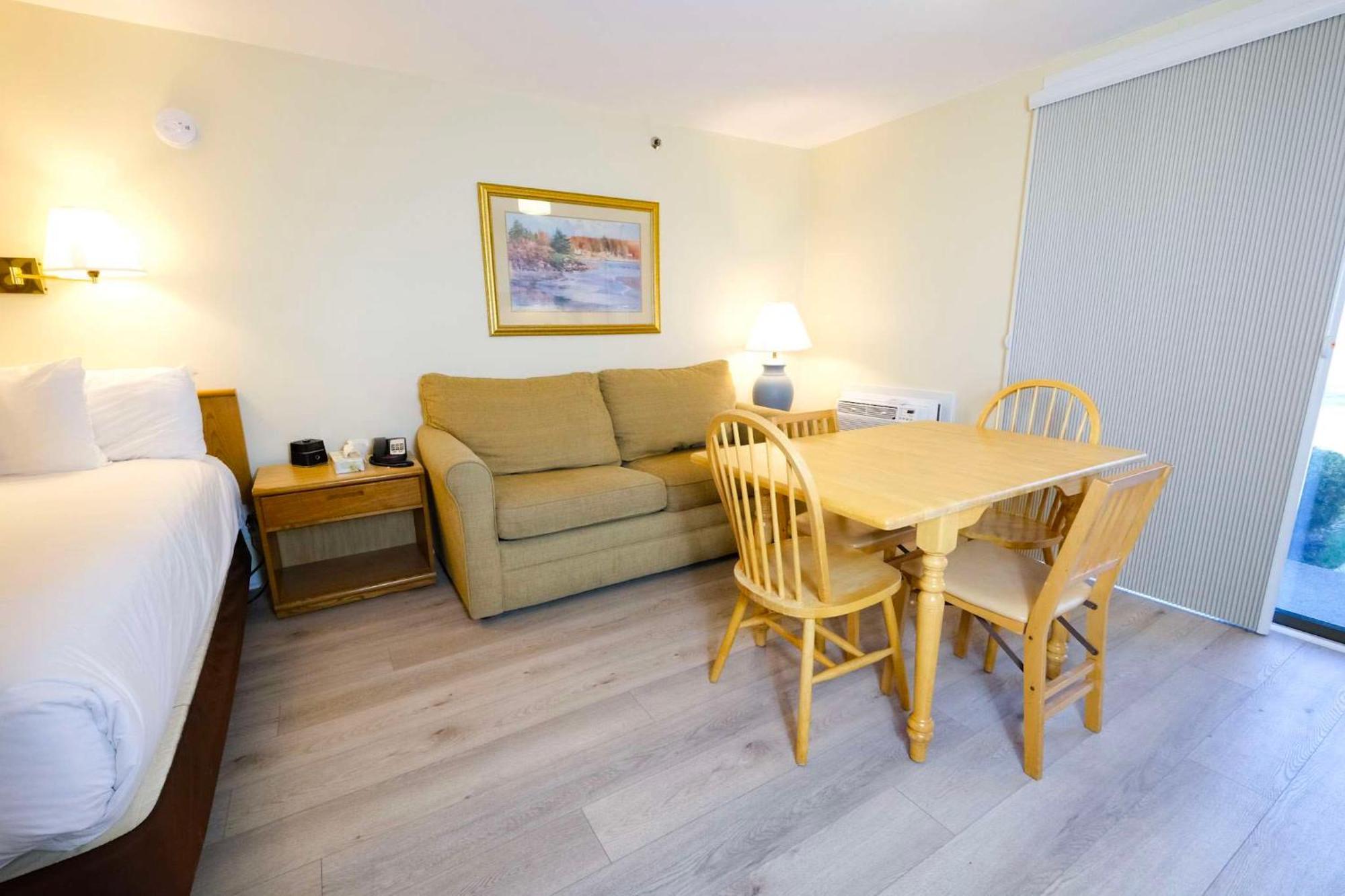 Seacastles Resort 3*